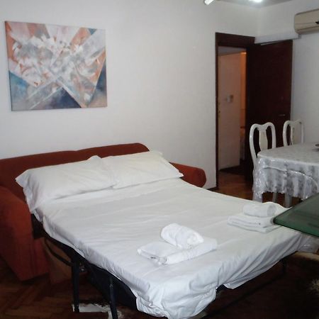 Apartamento Suipacha Obelisco Departamento Familiar Ciudad Autónoma de Ciudad Autónoma de Buenos Aires Exterior foto